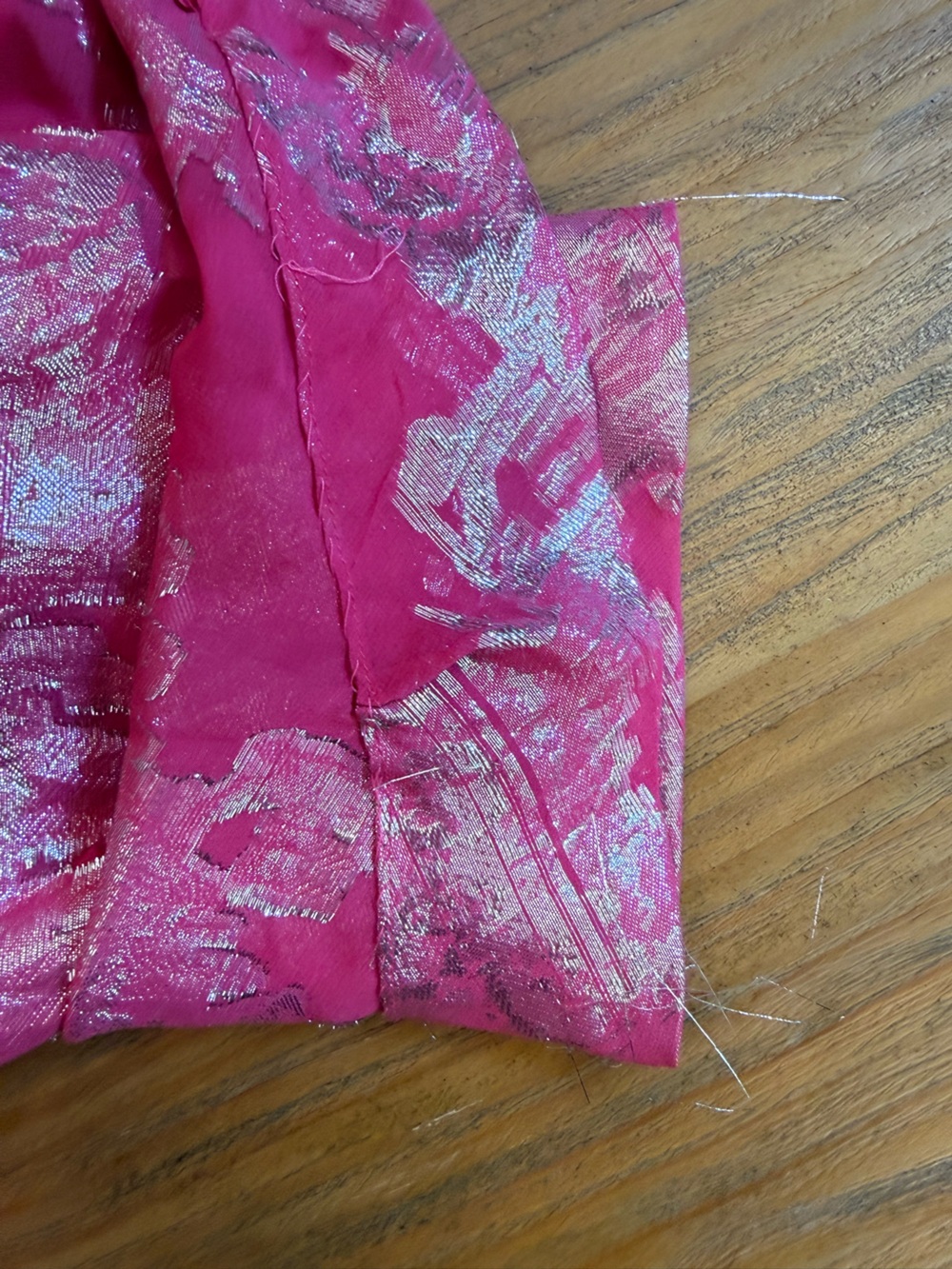Aidan Mattox Pink Silk Silver Metallic Halter Gown Size 4 - Picture 9 of 10